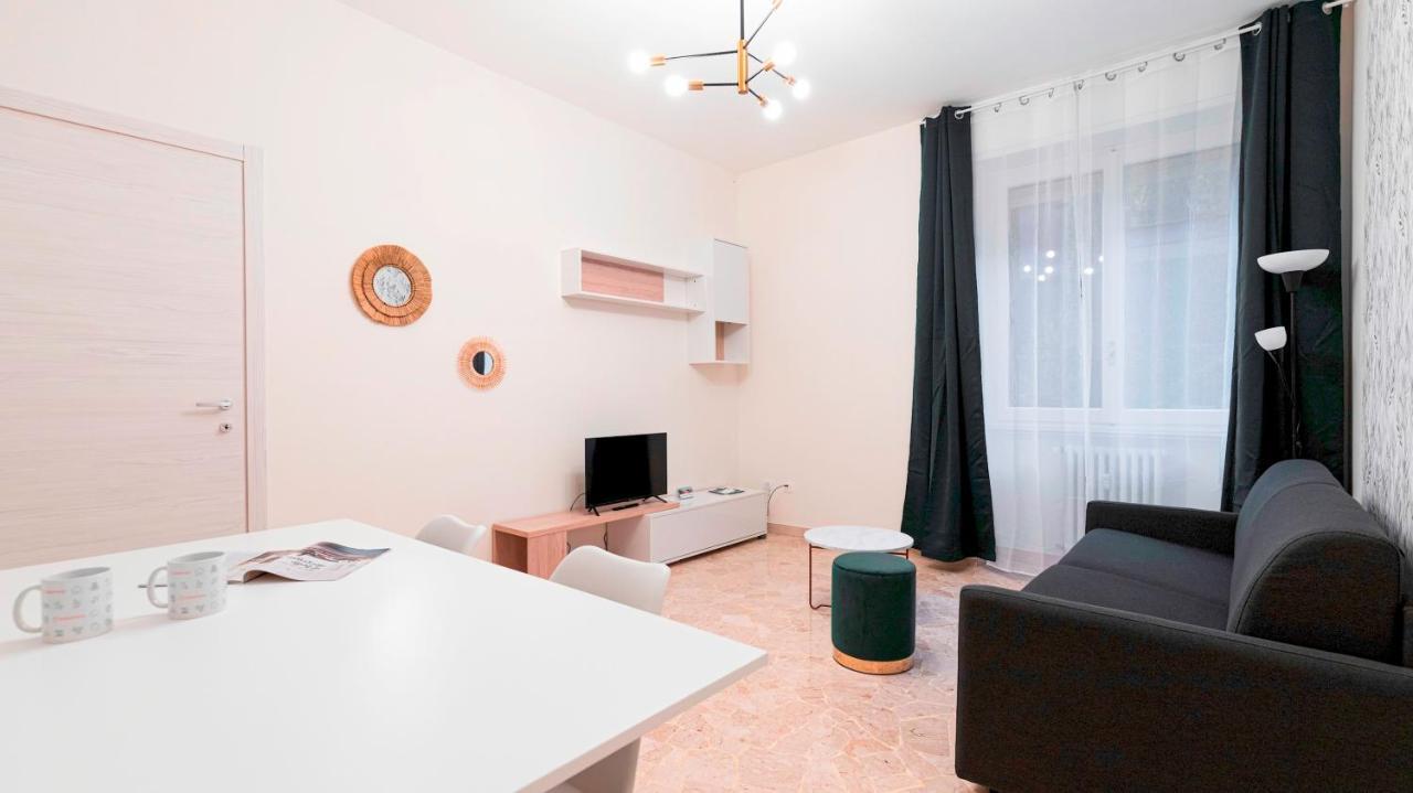 Italianway - Puccini 3 Apartman Monza Kültér fotó